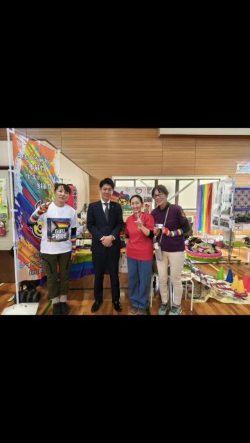 助産師がこの2日間で、岸和田市長さんにお話しができました。議員さんとお話しができました。子どもさんと遊びました。ママさんとお話しができました。色々な人とお話しができました。色々な活動団体の方とお話しができました。助産師が地域でどうあるべきかを考える事ができました。そして私達助産師はこの岸和田市で必要なんだと感じました。
ありがとうございました。
助産師万歳！！